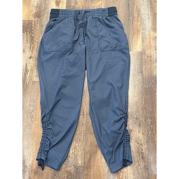 The North Face navy jogger capri pants LG - Picture 1 of 10
